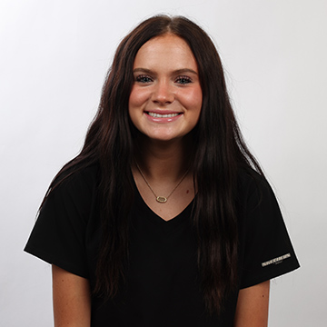 Sadiez - Dental Assistant